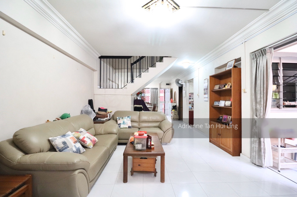 Tampines Street 81 thumbnail photo